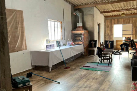 Casa à venda com 3 quartos em Jardim Suína, Taboão da Serra, SP