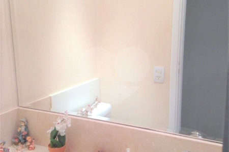 Apartamento à venda com 4 quartos, sendo 2 suítes,  em Lar São Paulo, São Paulo, SP