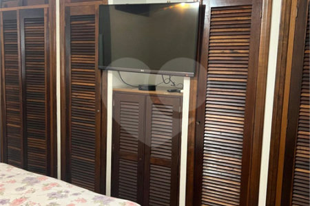 Casa à venda com 2 quartos, sendo 1 suíte, em Jardim das Acácias, São Paulo, SP