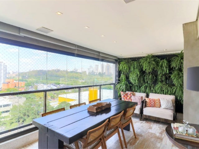 Apartamento à venda com 3 suítes em Granja Julieta, São Paulo, SP