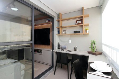Apartamento à venda com 1 suíte em Moema, São Paulo, SP