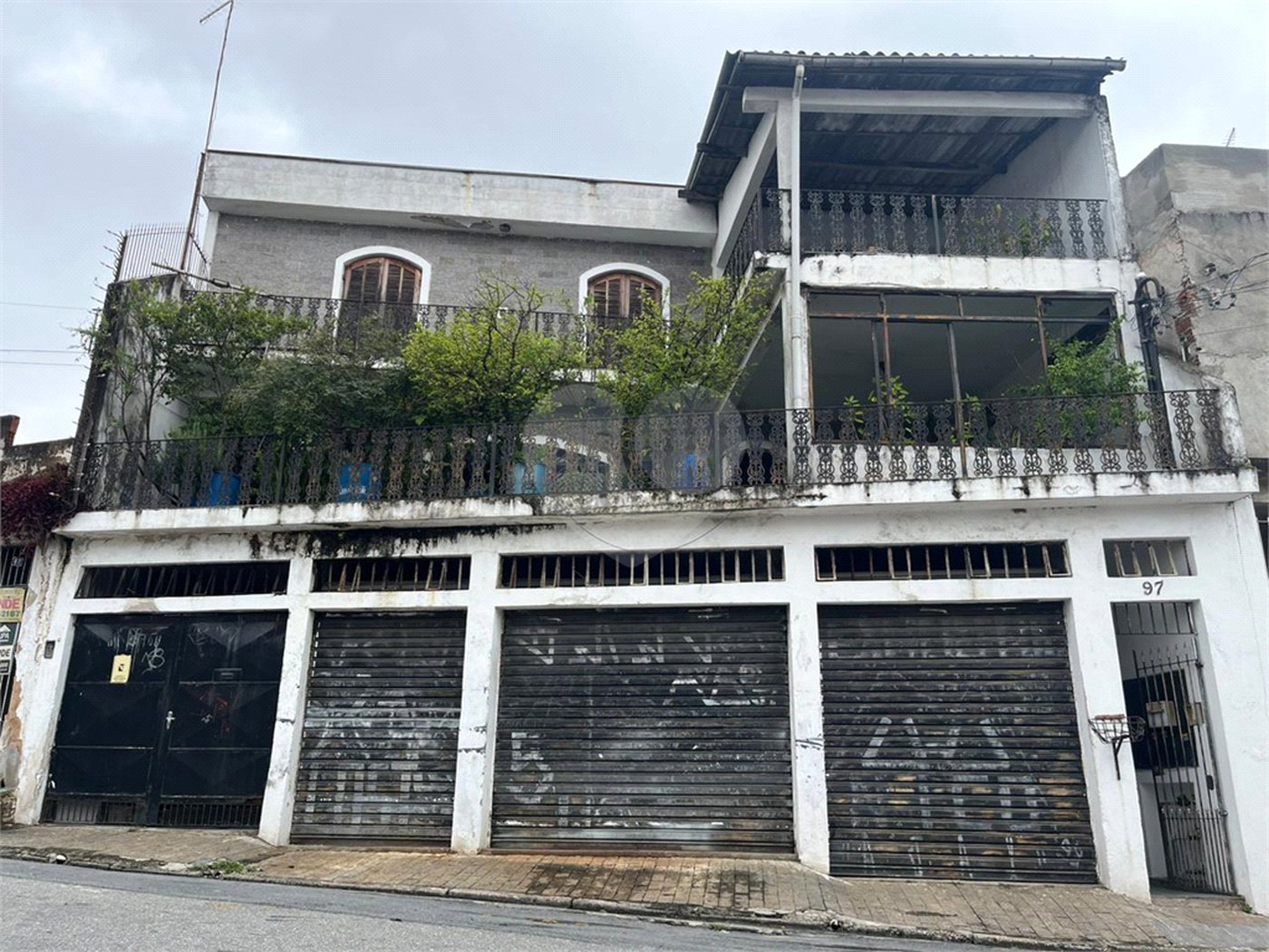 Sobrado à venda com 3 quartos, sendo 1 suíte, em Tremembé, São Paulo, SP