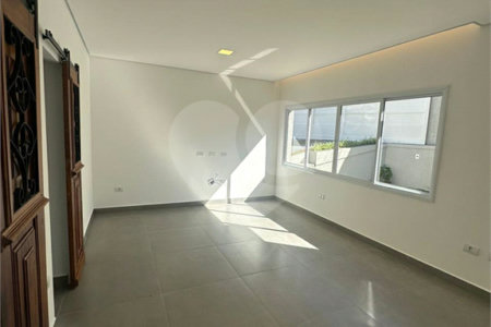 Sobrado à venda com 3 quartos, sendo 1 suíte, em Jardim do Lago, Atibaia, SP