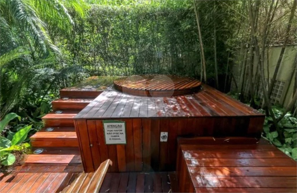 Apartamento para alugar com 3 quartos, sendo 1 suíte, em Vila Olímpia, São Paulo, SP