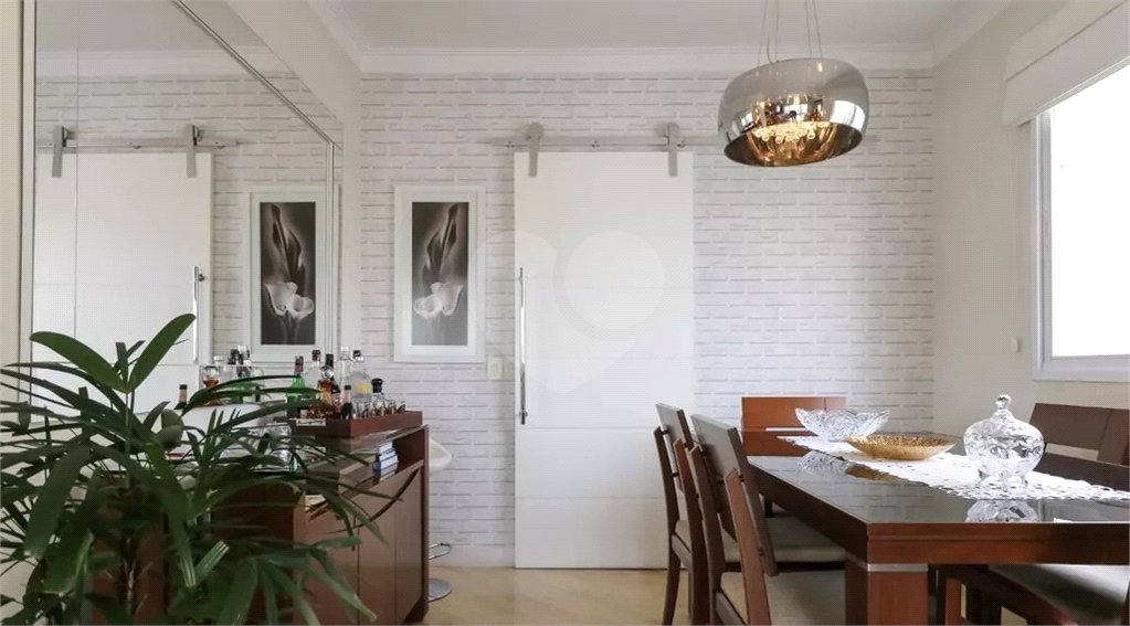 Apartamento à venda com 3 suítes em Vila Ipojuca, São Paulo, SP