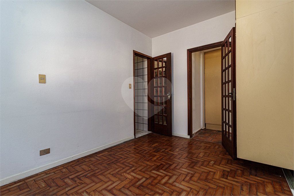 Casa Térrea à venda com 4 quartos, sendo 1 suíte, em Jardim Marajoara, São Paulo, SP