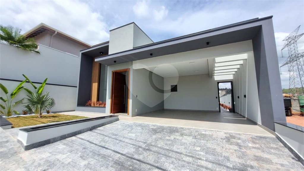 Casa à venda com 3 quartos, sendo 1 suíte, no condomínio Dolce Vita, Itatiba - SP
