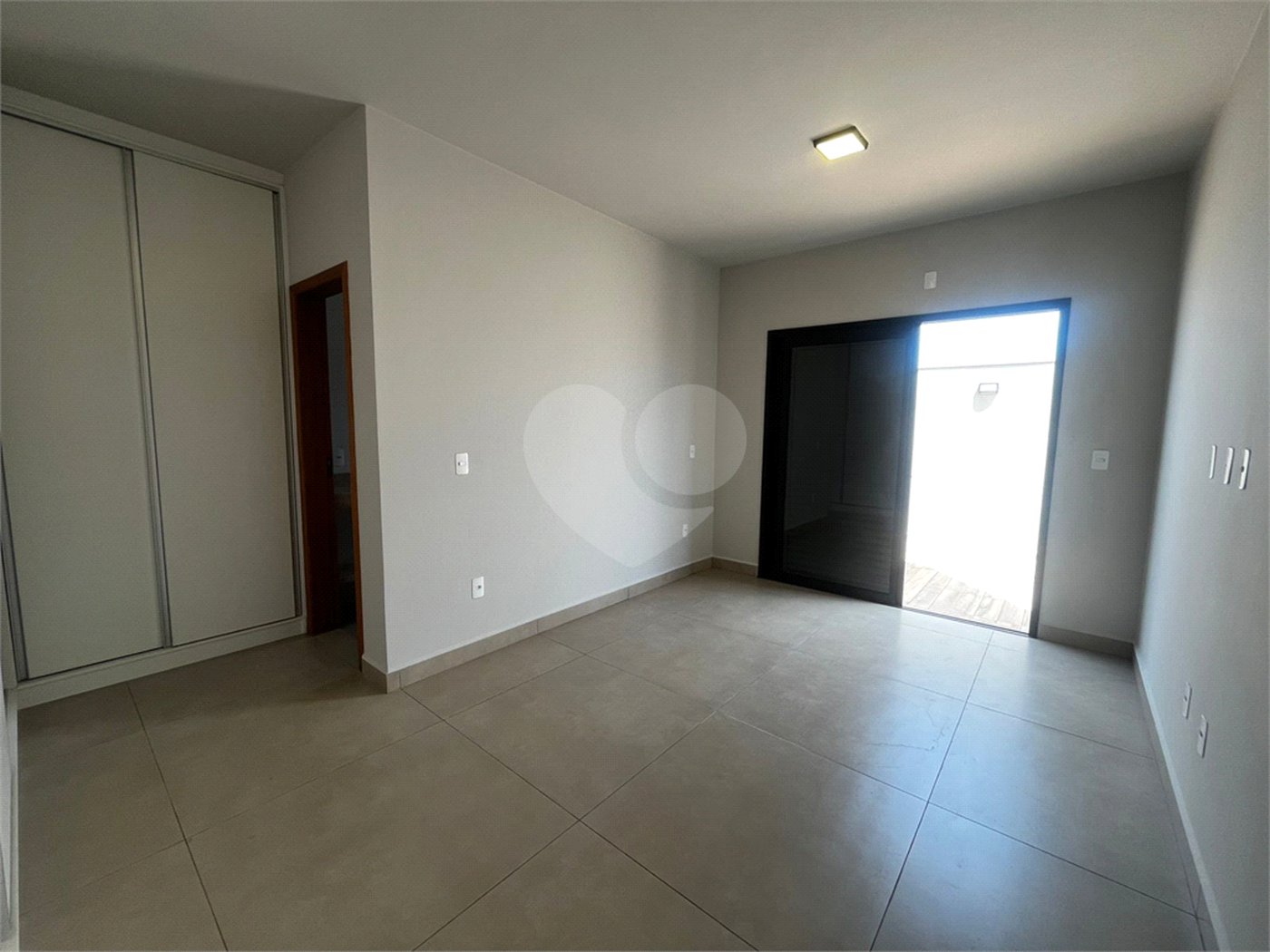 Casa à venda com 3 quartos, sendo 1 suíte, em Terras de Santo Antônio, Itapetininga, SP