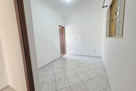 Casa à venda com 3 quartos, sendo 2 suítes, em Jardim Santo Antônio, Valinhos, SP