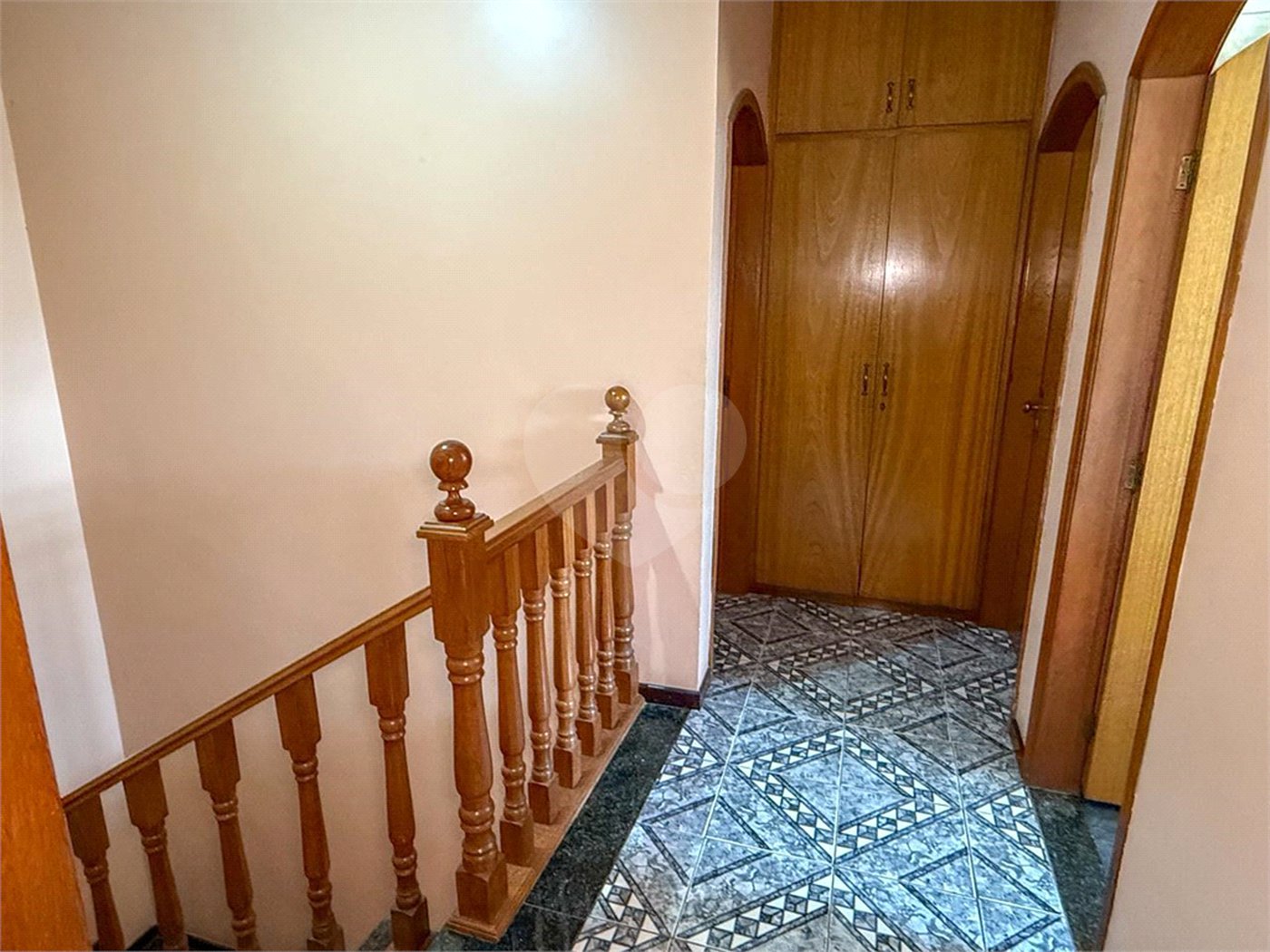 Sobrado à venda com 3 quartos, sendo 1 suíte, em Cidade Líder, São Paulo, SP