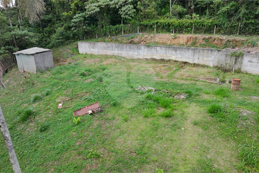 Casa à venda no condomínio Jardim da Montanha I, Mairiporã - SP