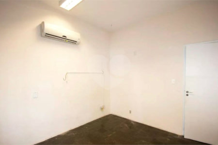Apartamento à venda com 3 quartos, sendo 1 suíte, em Pinheiros, São Paulo, SP