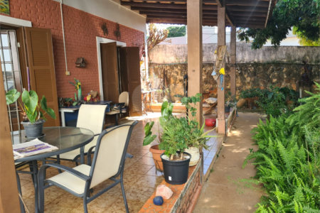 Casa Térrea à venda com 3 quartos, sendo 1 suíte, em Loteamento Loanda, Atibaia, SP