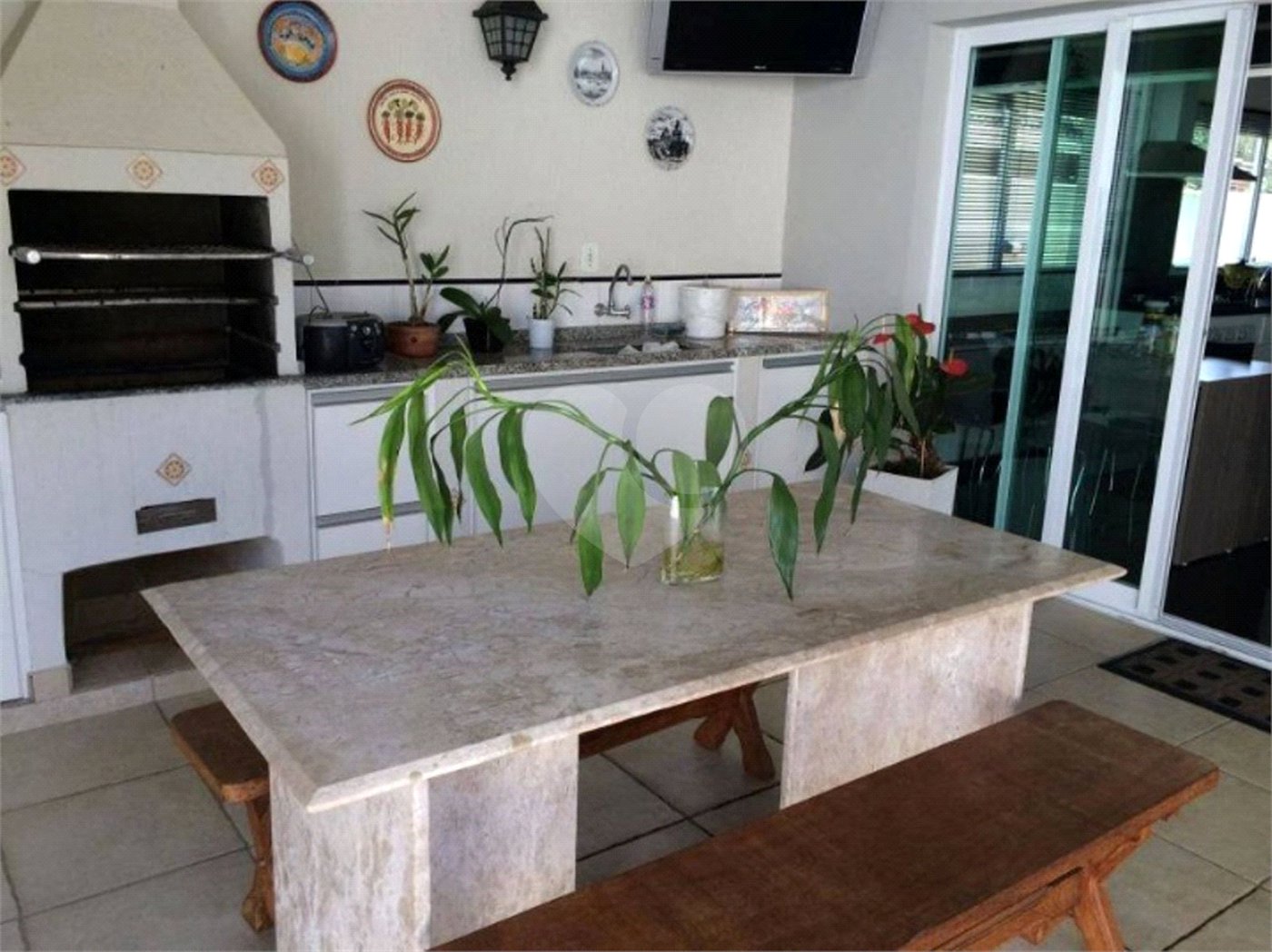 Casa à venda com 3 suítes no condomínio Residencial Jardim Paulista I, Vinhedo - SP