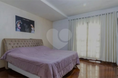 Sobrado à venda com 3 quartos, sendo 1 suíte, em Campo Grande, São Paulo, SP