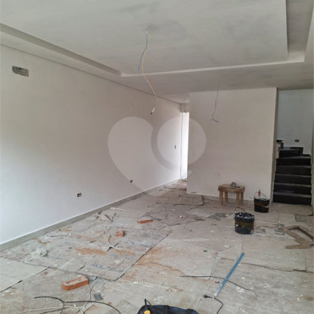 Sobrado à venda com 3 quartos, sendo 1 suíte,  em Vila Medeiros, São Paulo, SP