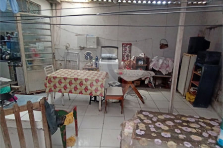 Casa à venda com 4 quartos em Campo Grande, Rio de Janeiro, RJ