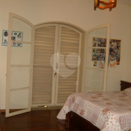 Casa à venda com 4 quartos, sendo 2 suítes, no Centro, Vinhedo, SP