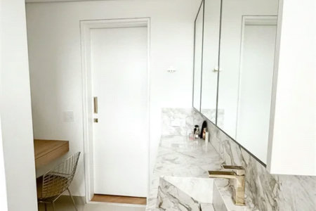 Apartamento à venda com 4 suítes em Vila Cordeiro, São Paulo, SP