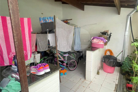Casa Térrea à venda com 2 quartos, sendo 1 suíte, em Vila Suissa, Mogi das Cruzes, SP
