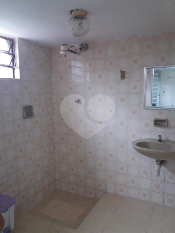 Casa à venda com 4 quartos, sendo 1 suíte,  em Jardim Helga, São Paulo, SP