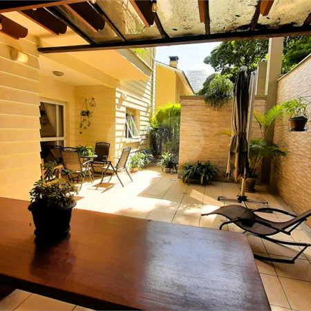 Casa à venda com 4 suítes no condomínio Vila das Acacias, São Paulo - SP
