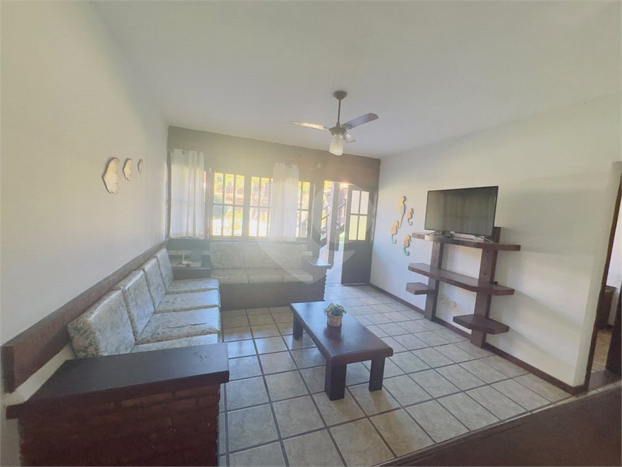 Casa em condomínio à venda com 2 quartos em Geribá, Armação dos Búzios, RJ