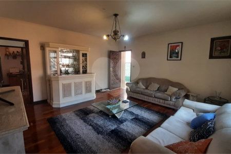 Casa de Vila à venda com 3 quartos, sendo 1 suíte, em City Campo Grande, São Paulo, SP