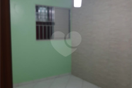 Casa à venda com 4 quartos, sendo 1 suíte, em Vila Vitório Mazzei, São Paulo, SP