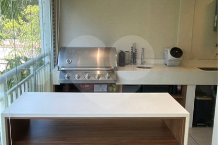 Apartamento à venda com 3 quartos, sendo 1 suíte, em Vila Andrade, São Paulo, SP