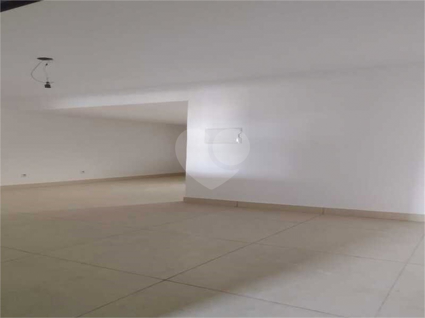 Casa à venda com 2 quartos, sendo 1 suíte, em Parque Residencial Sabiás, Indaiatuba, SP