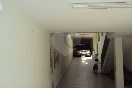 Sobrado à venda com 8 quartos em Vila Medeiros, São Paulo, SP