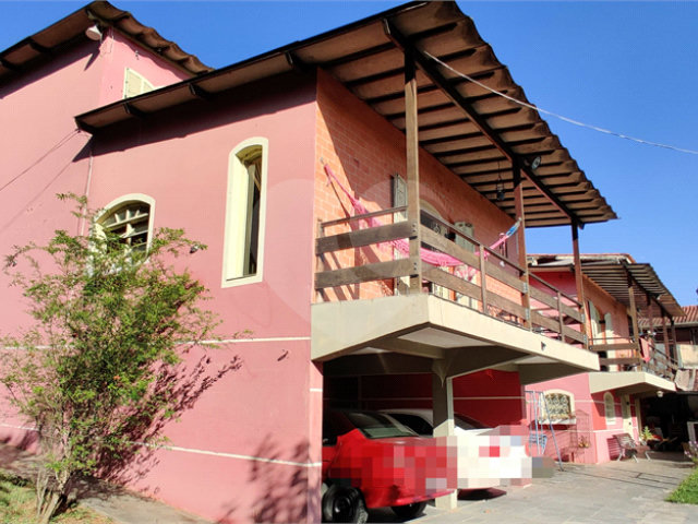 Casa à venda com 4 quartos, sendo 1 suíte,  no condomínio Chacarás Bela Vista, Mairiporã - SP