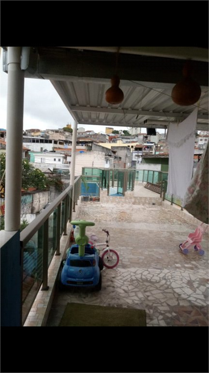 Sobrado à venda com 4 quartos, sendo 2 suítes, em Parque Edu Chaves, São Paulo, SP