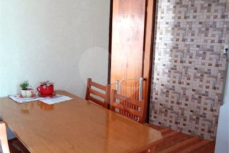 Sobrado à venda com 3 quartos, sendo 1 suíte, em Vila Paulicéia, São Paulo, SP