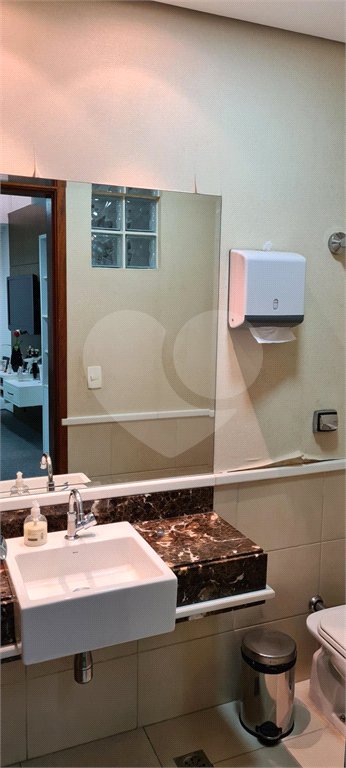 Sobrado à venda com 3 quartos, sendo 1 suíte, em Vila Mariana, São Paulo, SP