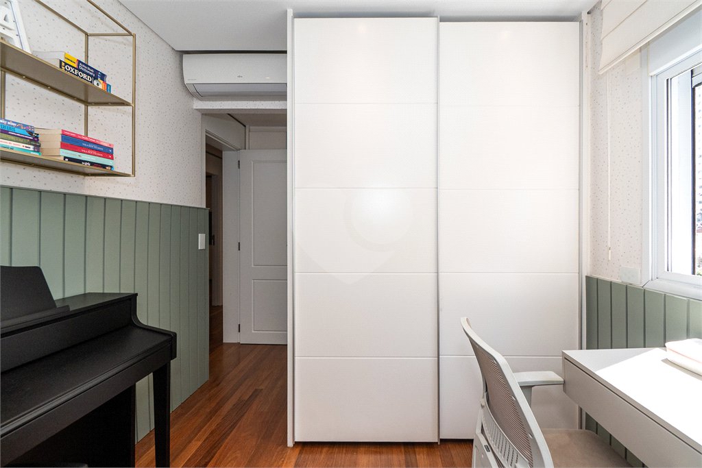 Apartamento à venda com 3 suítes em Sumarezinho, São Paulo, SP