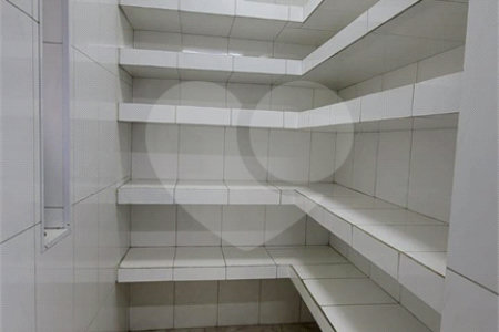 Chácara à venda com 3 quartos, sendo 2 suítes, em Planalto Verde, São Roque, SP