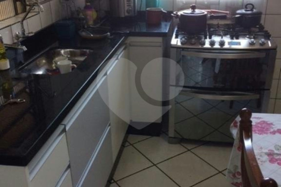 Casa à venda com 4 quartos, sendo 1 suíte, em Tremembé, São Paulo, SP
