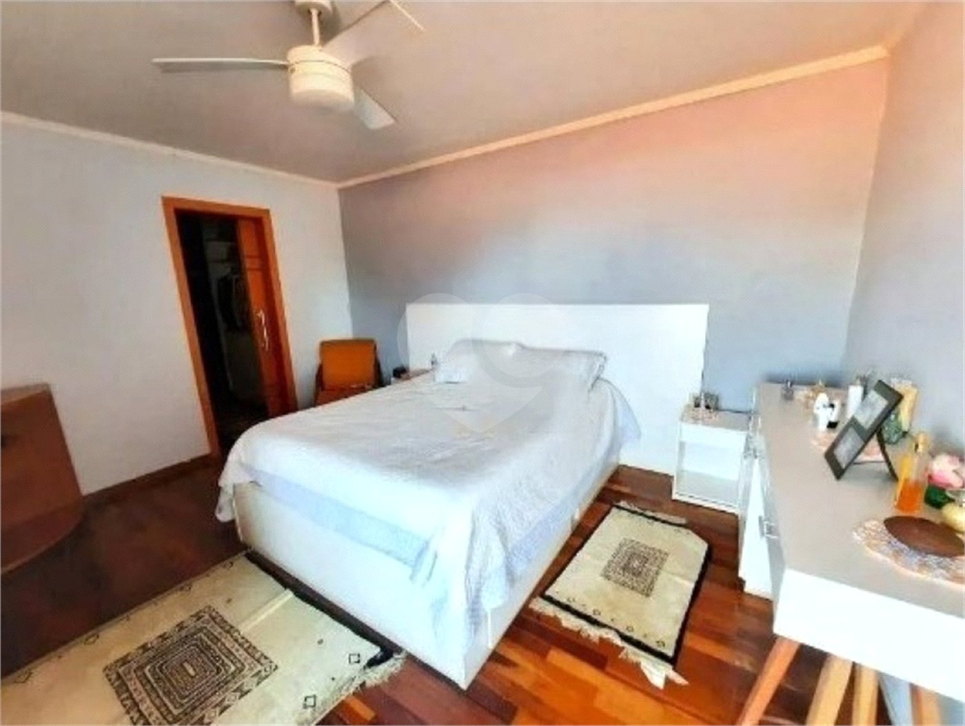 Casa à venda com 5 quartos, sendo 3 suítes, em Jardim Ester, São Paulo, SP