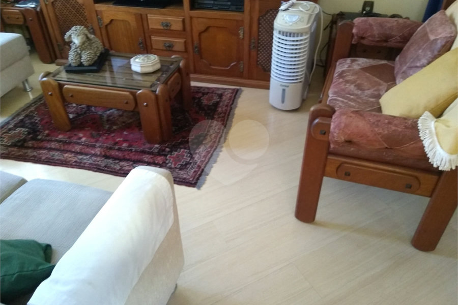 Sobrado à venda com 3 quartos, sendo 1 suíte,  em Vila Ester (zona Norte), São Paulo, SP