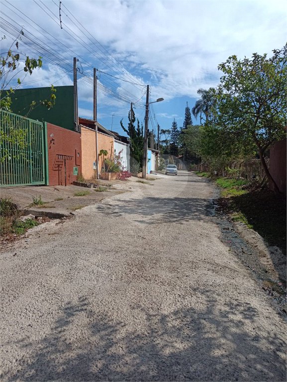 Casa Térrea à venda com 3 quartos, sendo 1 suíte, em Jundiaizinho (terra Preta), Mairiporã, SP