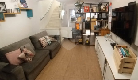 Sobrado à venda com 2 quartos em Vila Gumercindo, São Paulo, SP