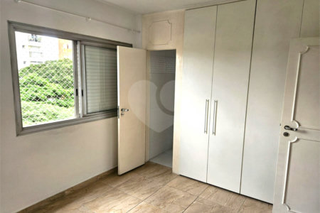 Apartamento para alugar com 3 quartos, sendo 1 suíte, em Alto da Boa Vista, São Paulo, SP