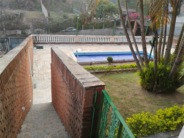 Casa à venda com 4 quartos em Barreiro, Mairiporã, SP