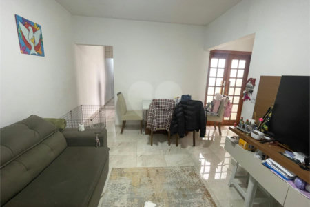 Casa Térrea à venda com 2 quartos, sendo 1 suíte, em Vila Suissa, Mogi das Cruzes, SP