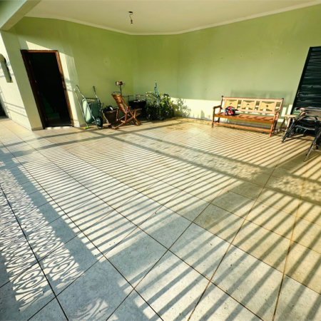 Sobrado à venda com 3 quartos, sendo 1 suíte,  em Jardim Regina, Indaiatuba, SP