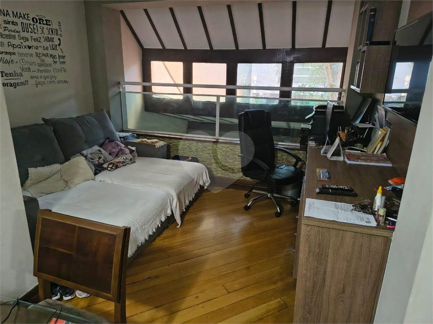 Casa à venda com 3 quartos, sendo 1 suíte, em Mirandópolis, São Paulo, SP