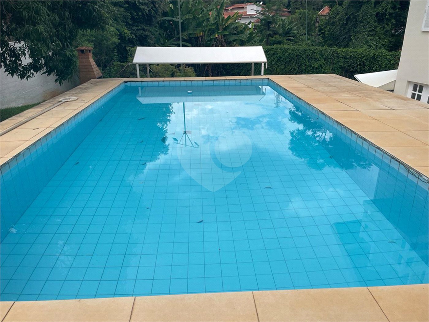 Casa à venda com 3 quartos, sendo 2 suítes,  no condomínio São Joaquim, Vinhedo - SP