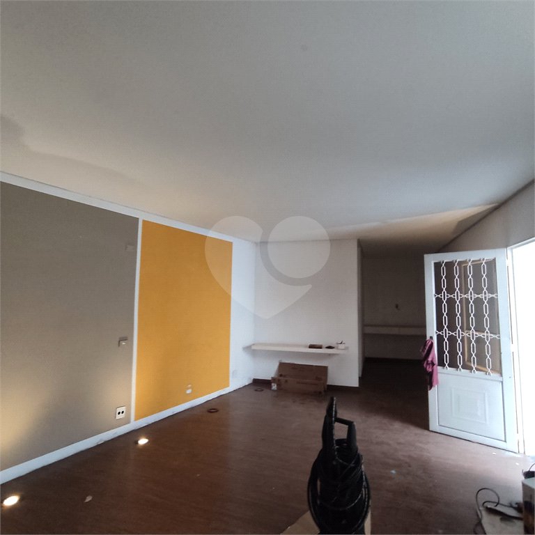 Sobrado à venda ou para alugar com 2 quartos, sendo 1 suíte, em Parada Inglesa, São Paulo, SP